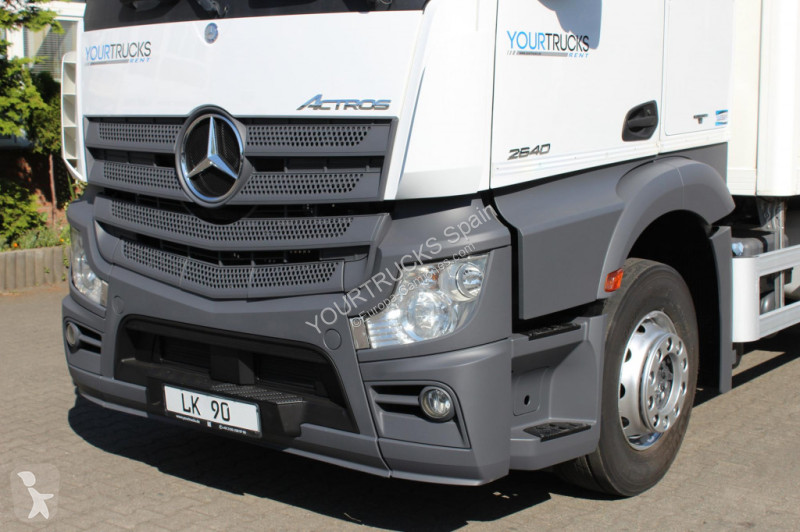 Camion Mercedes 2640 TK UT1200 Schlafkabine...