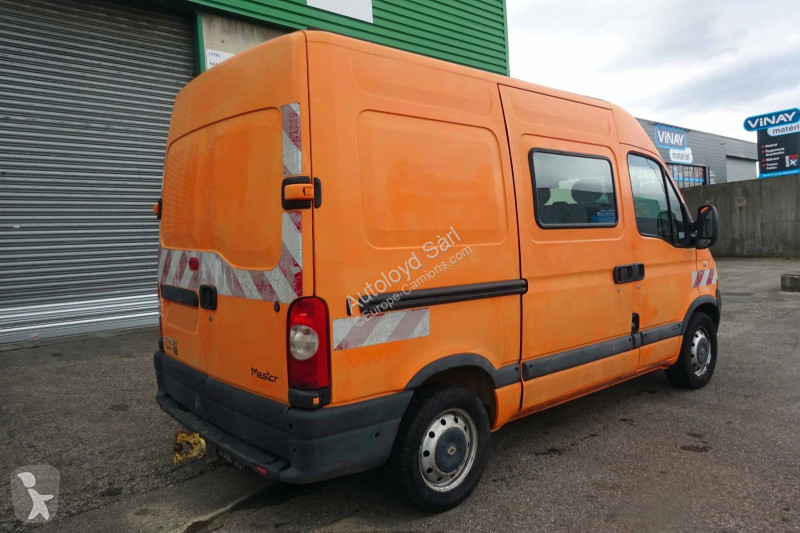 Véhicule utilitaire Renault MASTER 2,5 DCI 110...