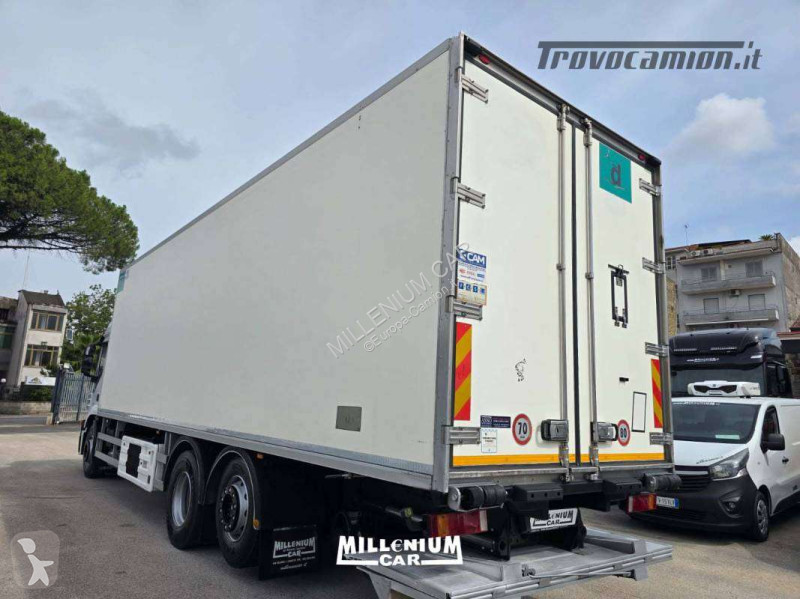 Camion Iveco 360 E5 CELLA 9,60 GRUPPO SPONDA...