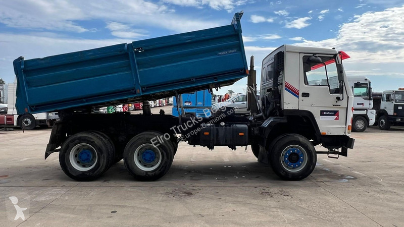Camión Volvo - 320 (MANUAL PUMP / PERFECT...