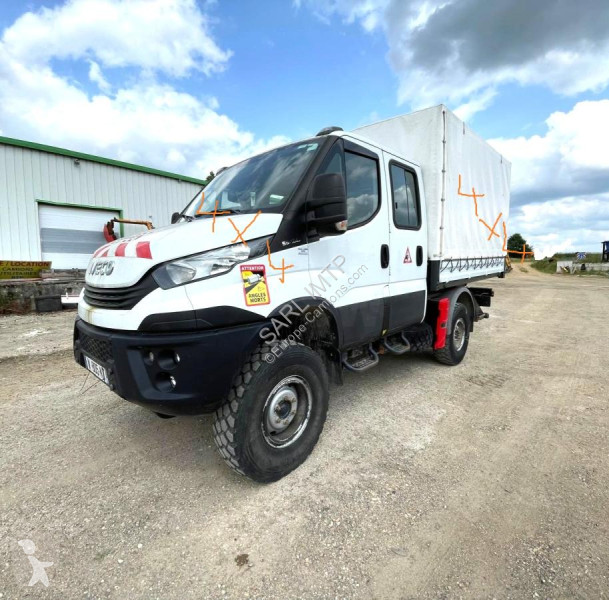 Camión Iveco  4X4 VASP BENNE ARRIERE RIDELLES