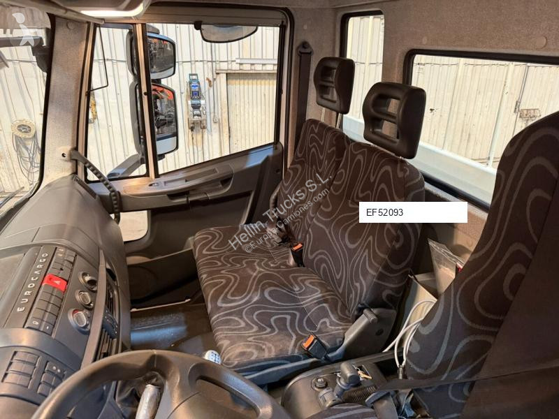 Vrachtwagen Iveco PK18002EH