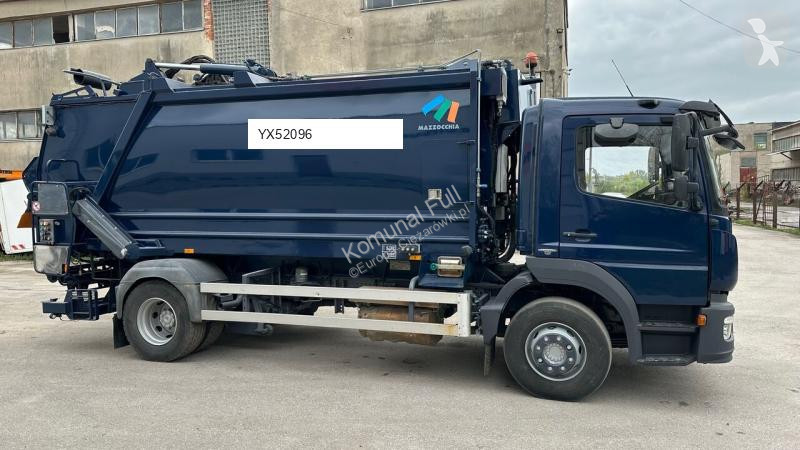 Vrachtwagen Mercedes 1524