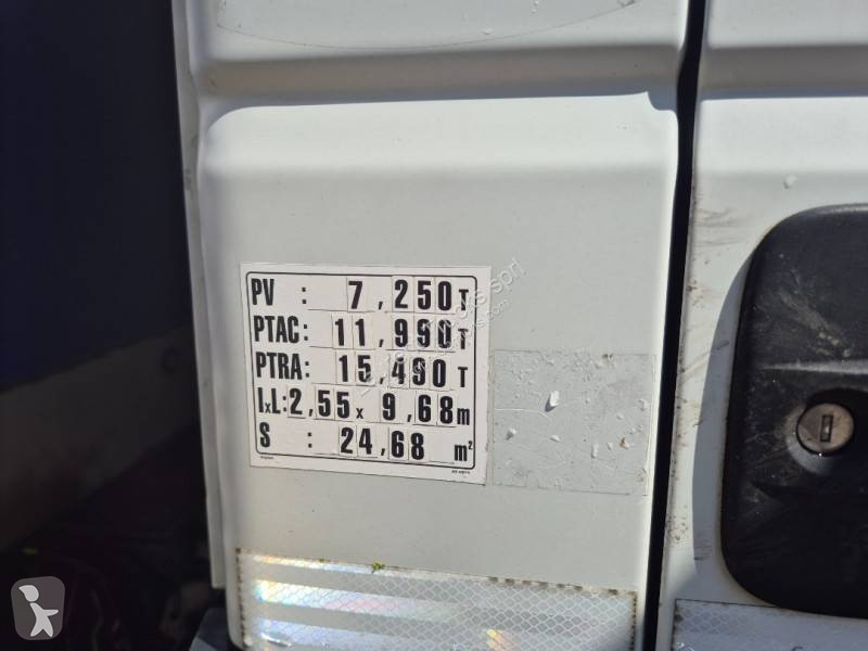 Vrachtwagen Iveco