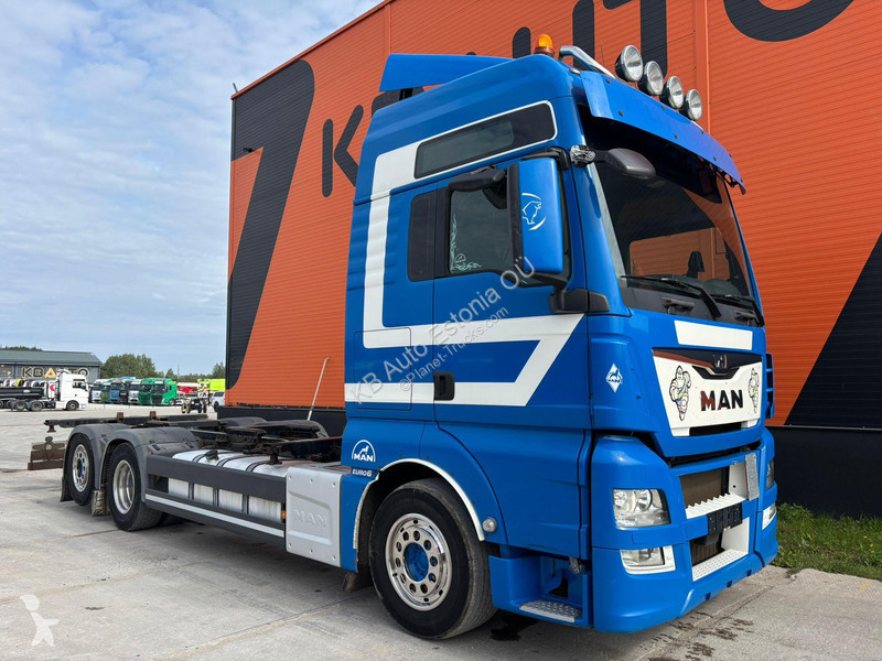 Camión MAN TGX 6x2*4 INTARDER / CHASSIS L=7897 mm