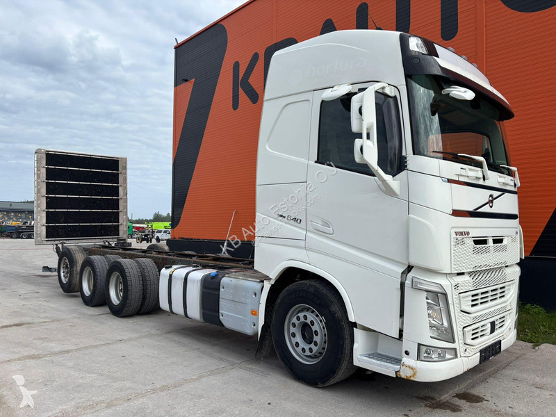 Camión Volvo 540 8x4*4 9 TON FRONT AXLE /...