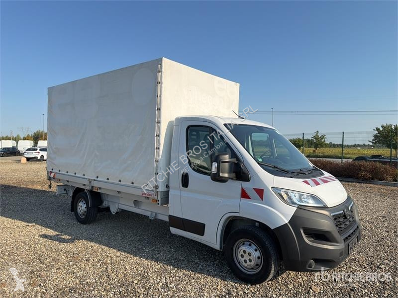 Camión Opel 2.2 103 KW PR PL L4 Curtain Side Truck