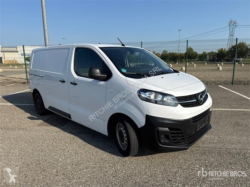 Camión Opel Vivaro 1.5 75 KW KA L2H1 Selection