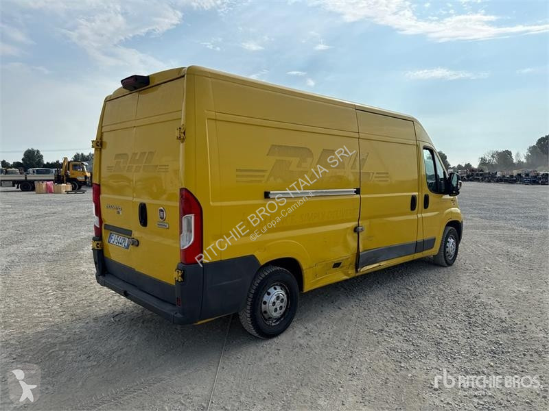 Вантажівка Fiat Van Truck