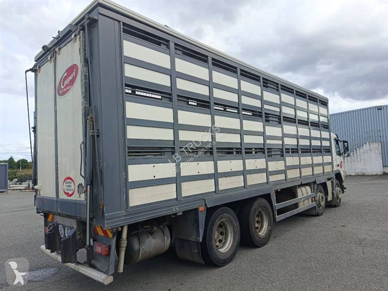 Camión Volvo 420