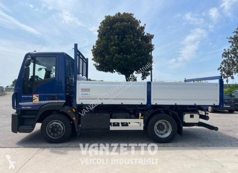 Kamion Iveco 120 EL 22