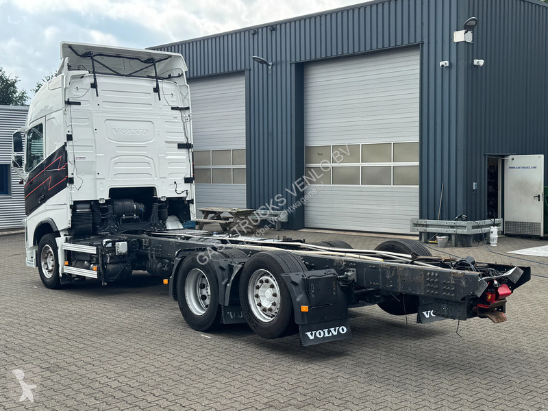 Volvo 500 6x2*4 WB 4.80 Globetrotter VIN KA truck