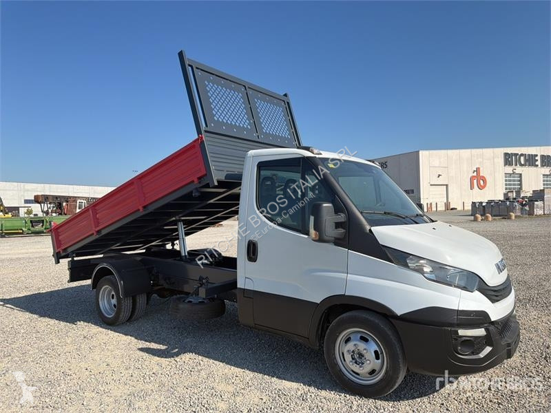 Furgoneta Iveco Dump Truck