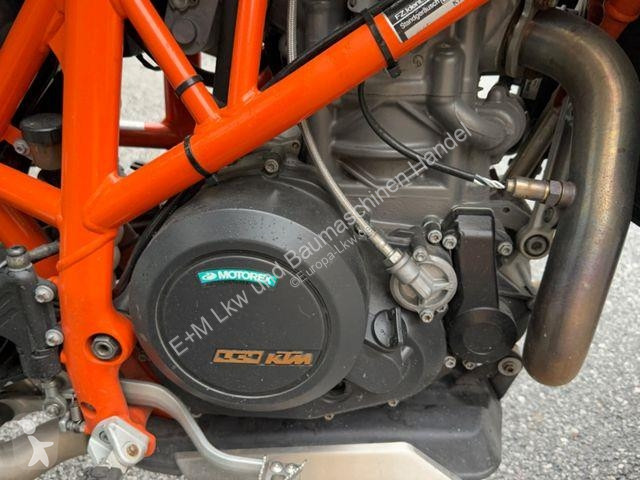 Kamion  690 DUKE