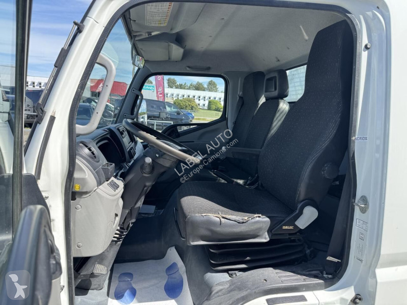 Kamion Mitsubishi