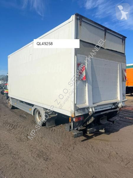 Camión Mercedes 818