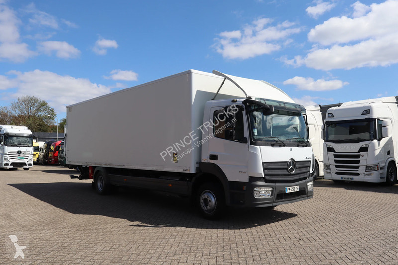 Camión Mercedes 1218 * EURO6 * 4X2 *