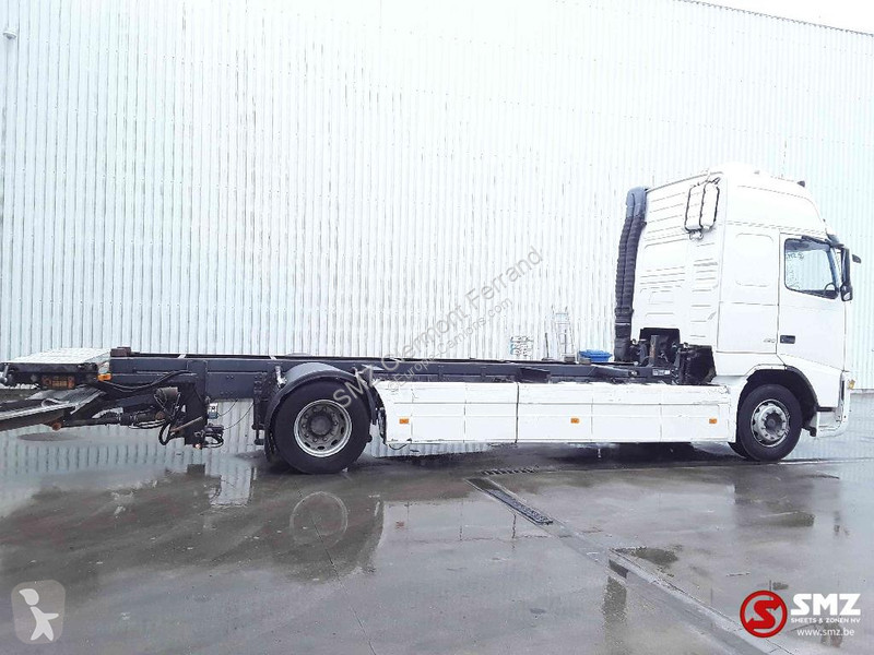 Kamion Volvo 12 420 globe Xl 612000km