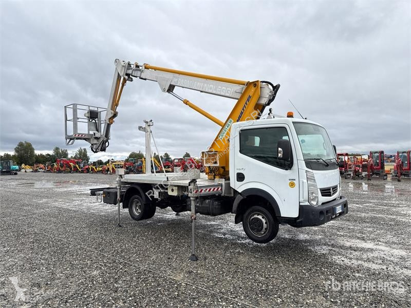 Camion Renault Multitel Pagliero MJ201 20 m on...
