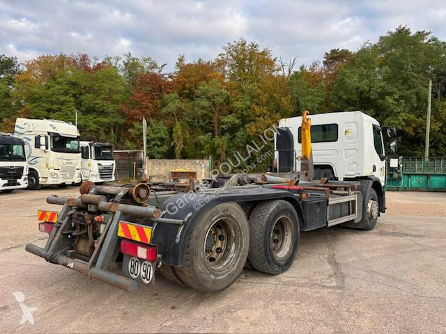 Vrachtwagen Renault 6X2 essieu relevable...