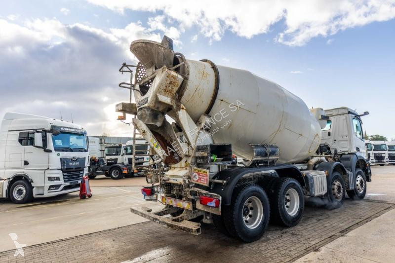 Техника для бетона Mercedes  AROCS 3240...