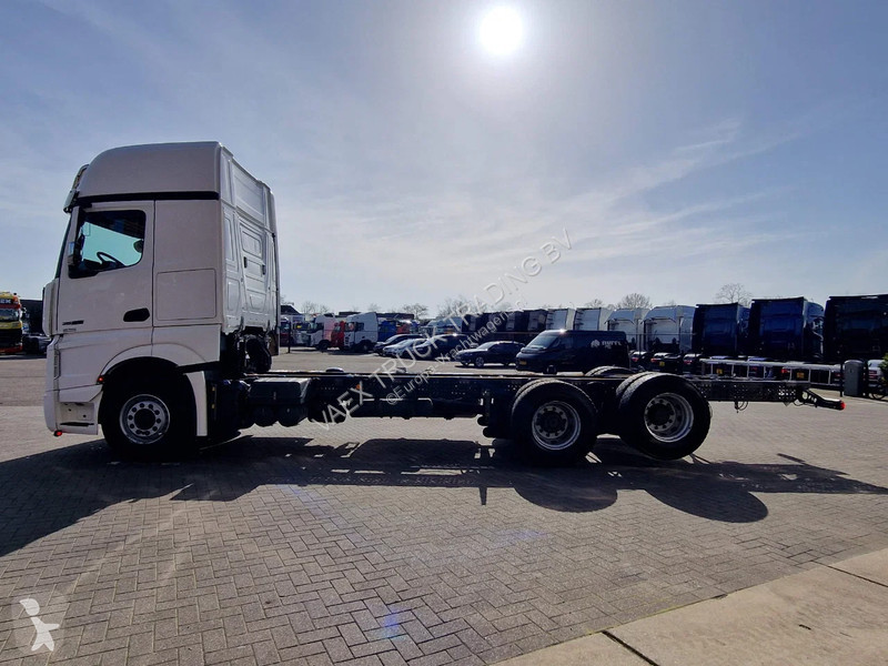 Kamion Mercedes 2663 Gigaspace 6x2 - Retarder -...