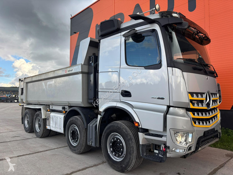 Mercedes 3258 8x4 RETARDER / BOX L=5542 mm truck