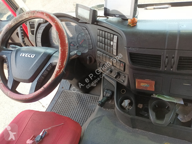 Kamion Iveco Stralis AT260S36Y/FS-D