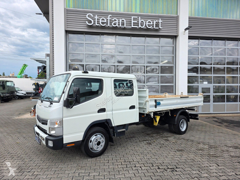 Kamion Mitsubishi Fuso 7C18D DoKa 7 Sitze AHK
