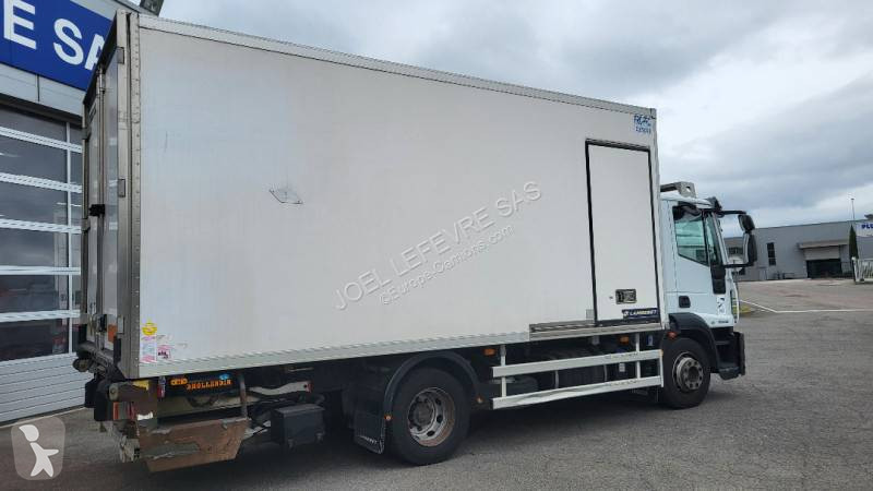 Kamion Iveco 120 E 25
