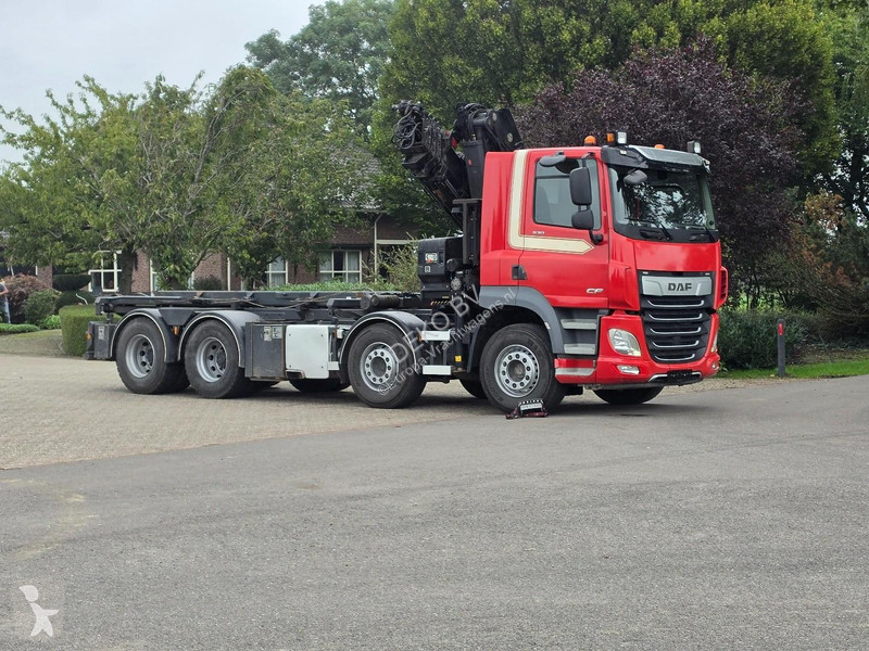 Kamion DAF 530 FAD HIAB 302 30tm...