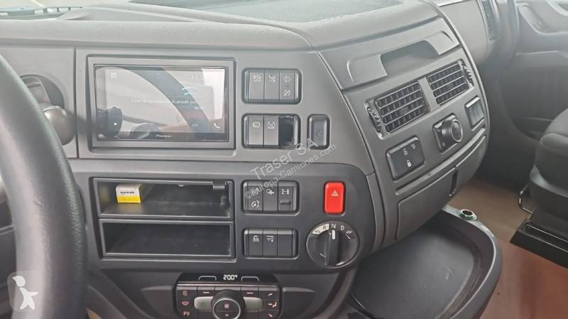 Kamion DAF 530