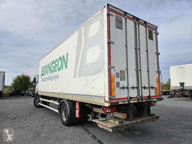Camión DAF 330