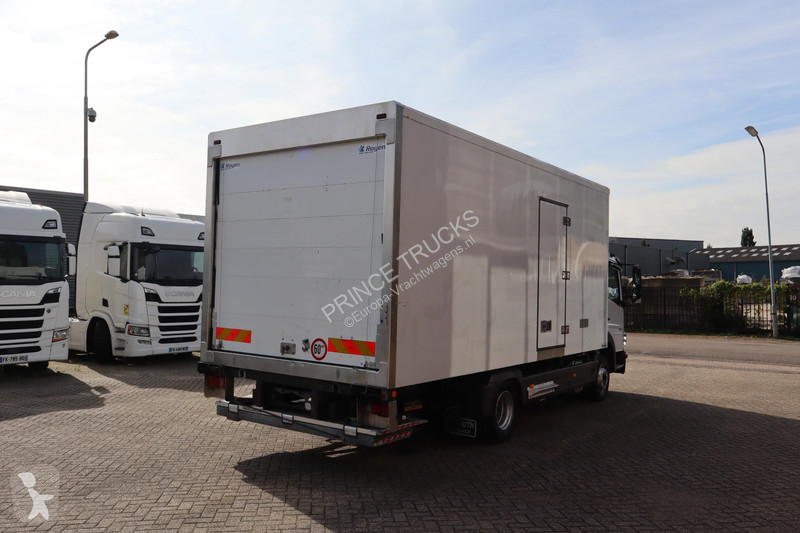 Camión Mercedes 1024 * 4X2 * THERMO KING T-200R *