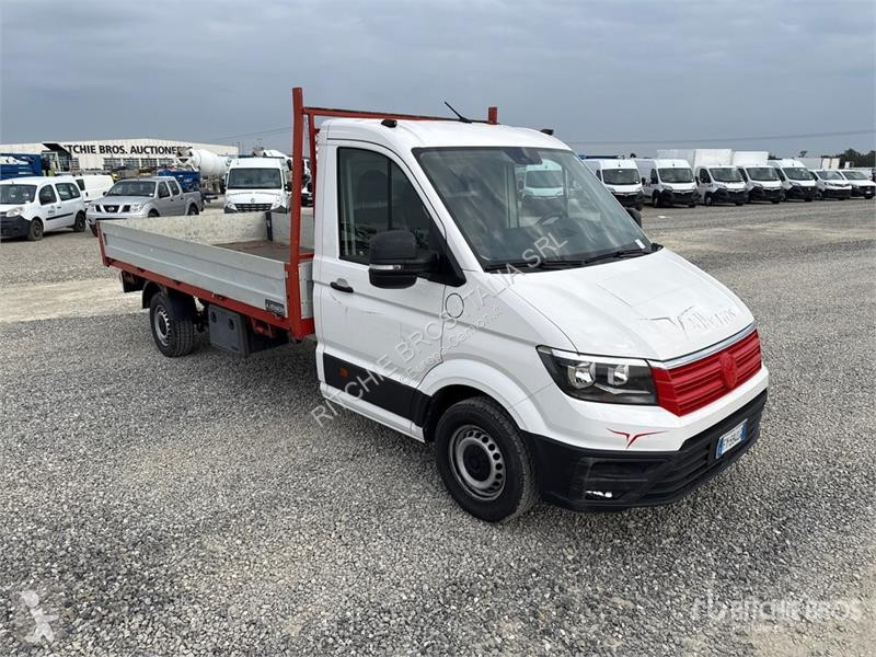 Camión Volkswagen CRAFTER 35 Flatbed Truck