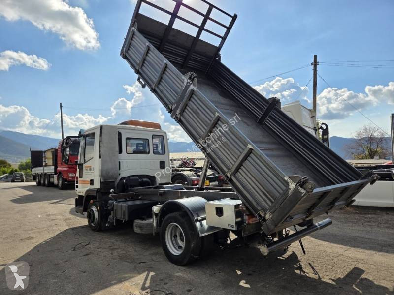 Camión Iveco 80 E 22