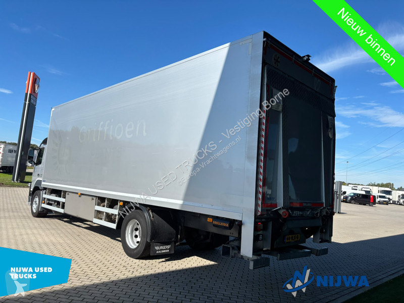 Teherautó Volvo 330 4x2 Low Mileage +...