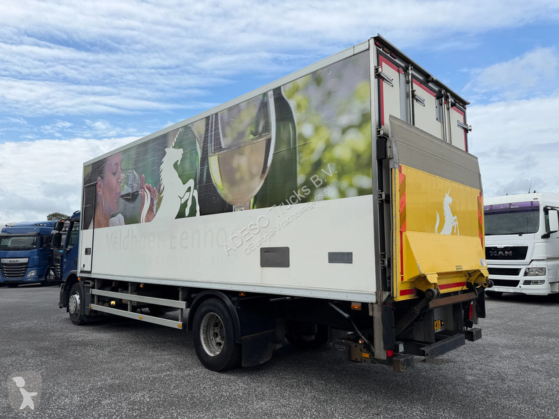 Camión Renault 270 18T, Carrier Supra 950 MT