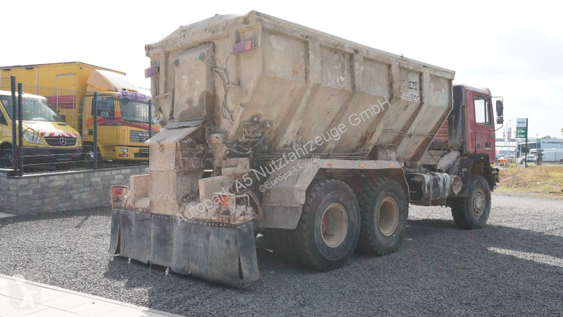 Camión MAN 24.362 DFAK 6x6 Allrad Kalkstreuer