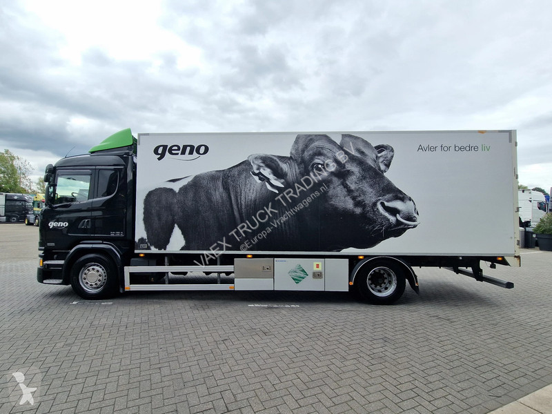 Camion Scania 320 4x2 - Bussbygg box - Full air...
