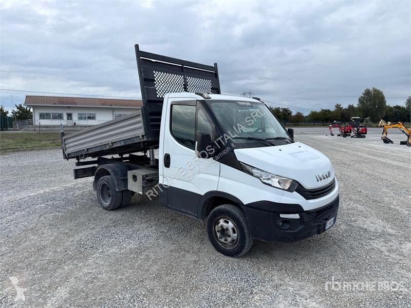 Lastbil Iveco 35-120 Dump Truck
