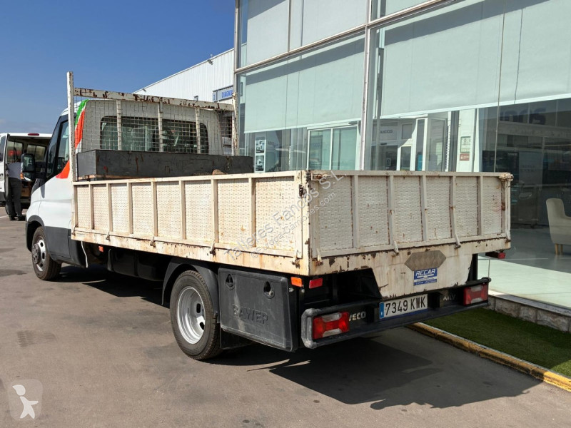 Camião Iveco  35C14