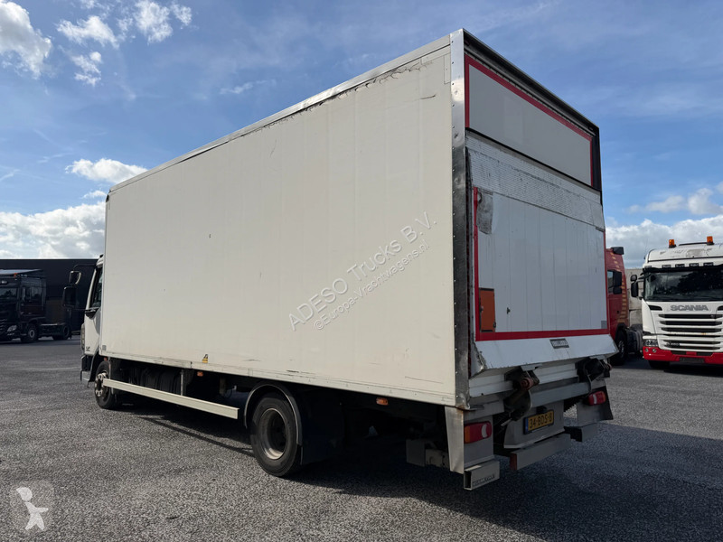 Camião DAF 220 12T, box heater