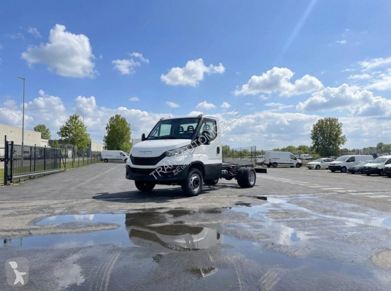 Camion Iveco 70C15 4x2 CAB