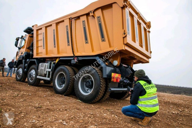 Camião Iveco 86.48 HHD9