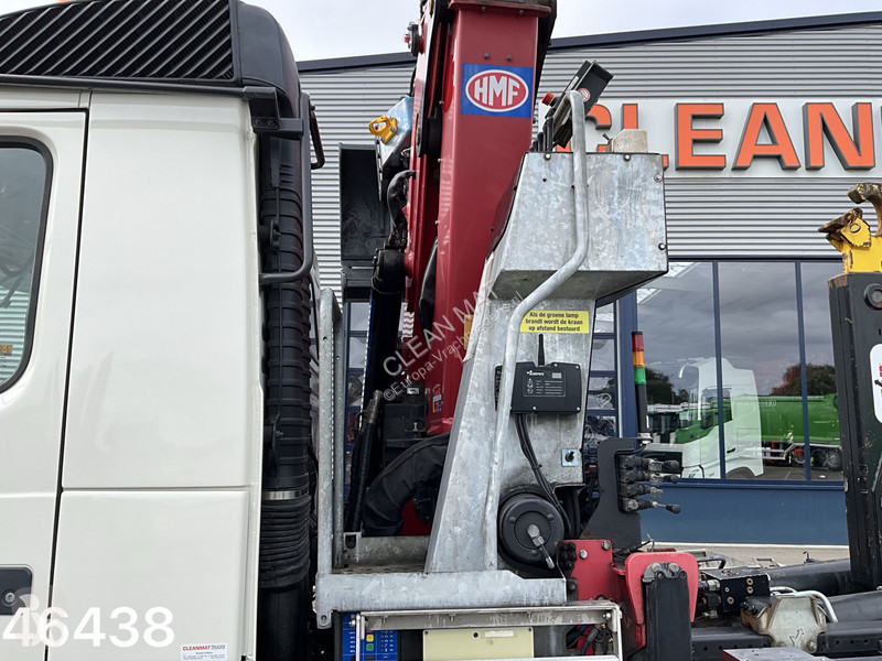 Volvo 460 8x4 Euro 6 HMF 19 Tonmeter Z-kraan truck