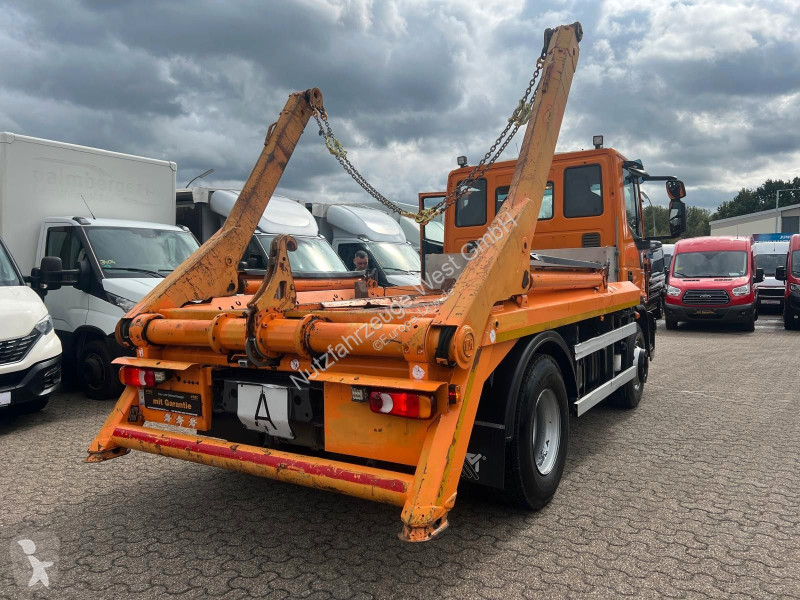 Camion Iveco 160 E 25