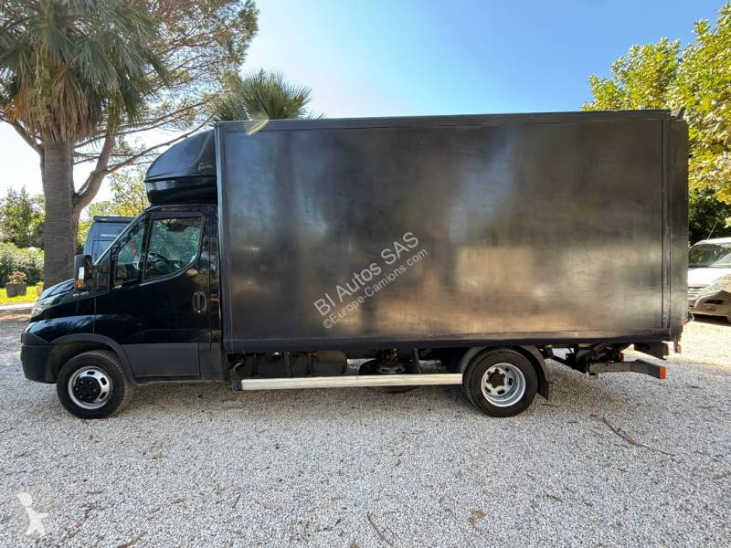 Užitkové vozidlo Iveco 35C18