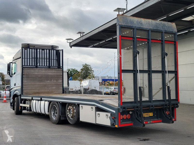 Camion Mercedes 2543