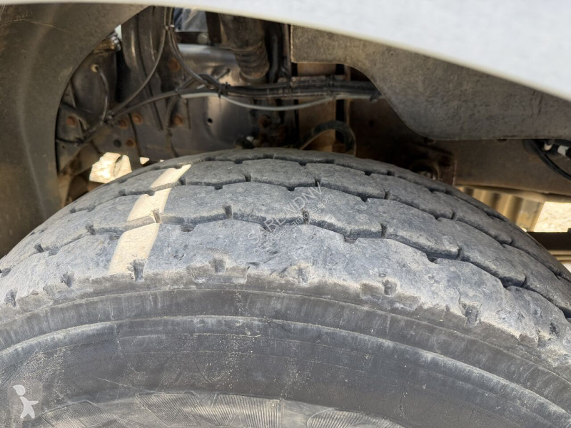 Camião Renault 370